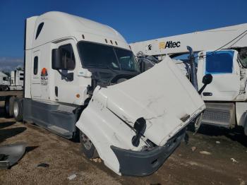  Salvage Freightliner Cascadia 1