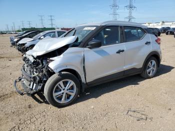  Salvage Nissan Kicks