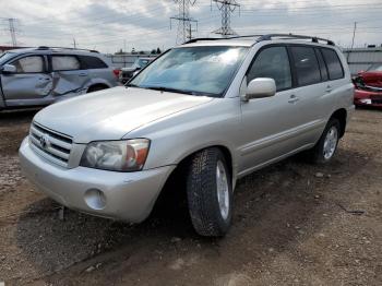  Salvage Toyota Highlander