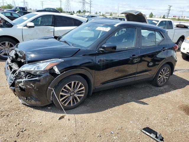  Salvage Nissan Kicks