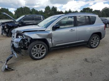  Salvage Jeep Compass