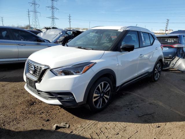  Salvage Nissan Kicks