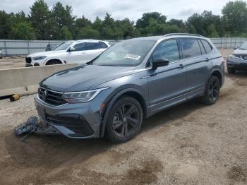  Salvage Volkswagen Tiguan