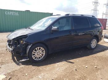  Salvage Toyota Sienna