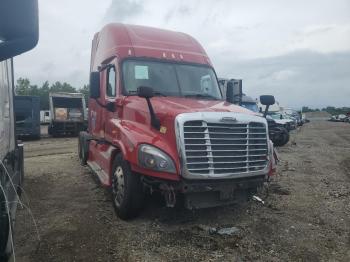  Salvage Freightliner Cascadia 1