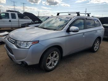 Salvage Mitsubishi Outlander