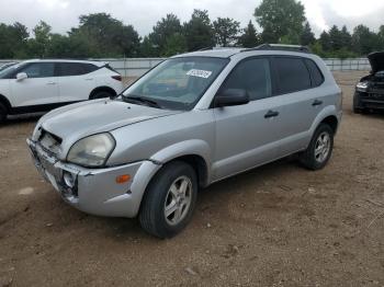  Salvage Hyundai TUCSON