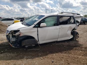  Salvage Toyota Sienna