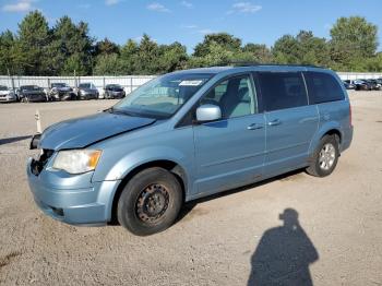  Salvage Chrysler Minivan