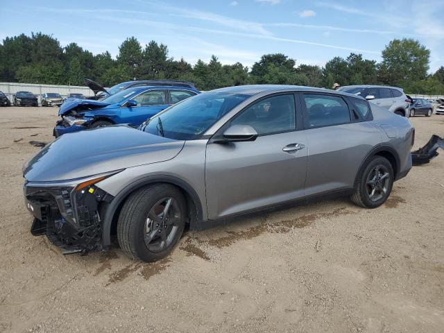  Salvage Kia K4 Lx