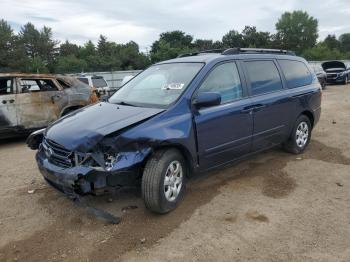  Salvage Kia Sedona