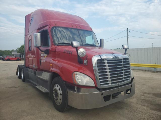  Salvage Freightliner Cascadia 1