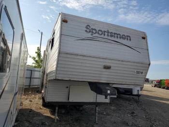  Salvage Kz Sportsmen Trailer