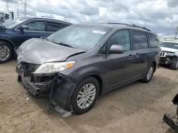  Salvage Toyota Sienna