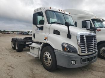 Salvage Freightliner Cascadia 1