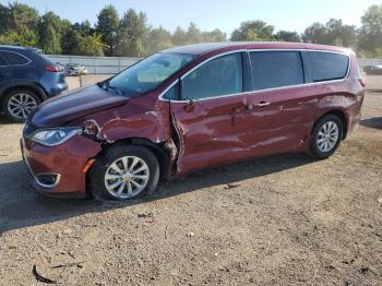  Salvage Chrysler Pacifica