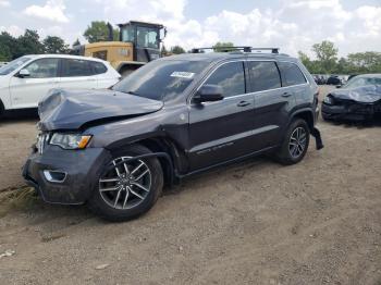  Salvage Jeep Grand Cherokee
