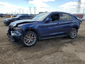  Salvage Alfa Romeo Stelvio