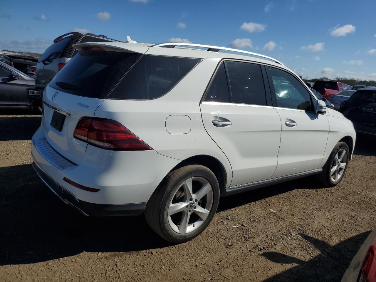 Mercedes-Benz GLE 400 4matic Image 11
