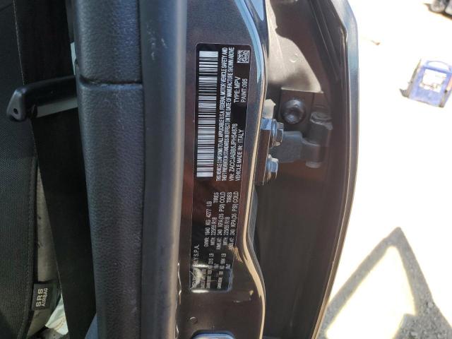 Jeep Renegade Latitude Image 2