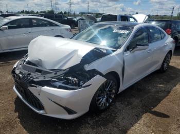  Salvage Lexus Es