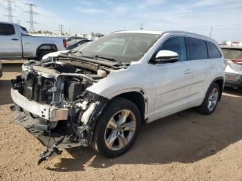  Salvage Toyota Highlander