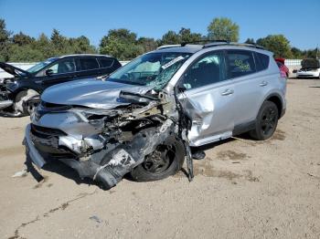  Salvage Toyota RAV4