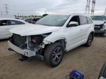  Salvage Toyota Highlander