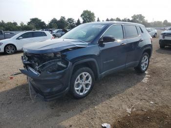  Salvage Jeep Compass