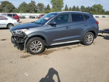  Salvage Hyundai TUCSON