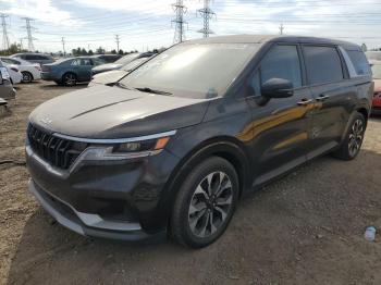  Salvage Kia Carnival