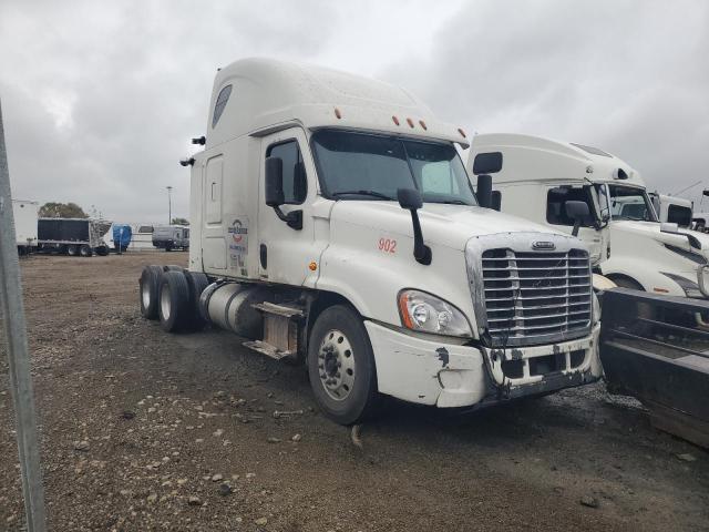  Salvage Freightliner Cascadia