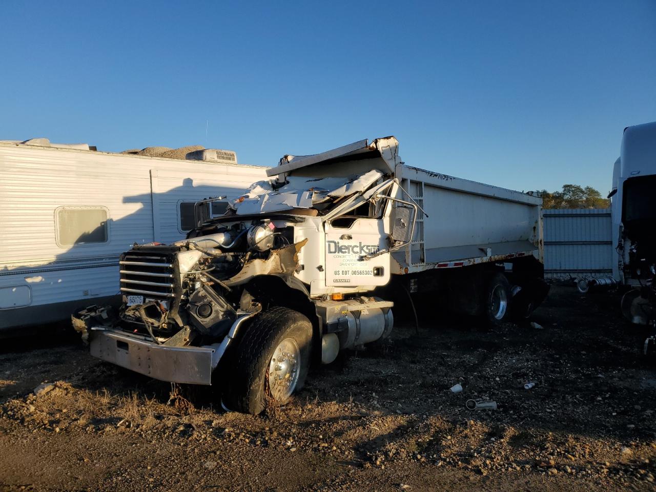 Mack 700 Cv700 Cv700 Image 8