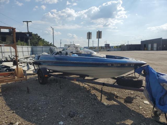  Salvage Bayliner Boat