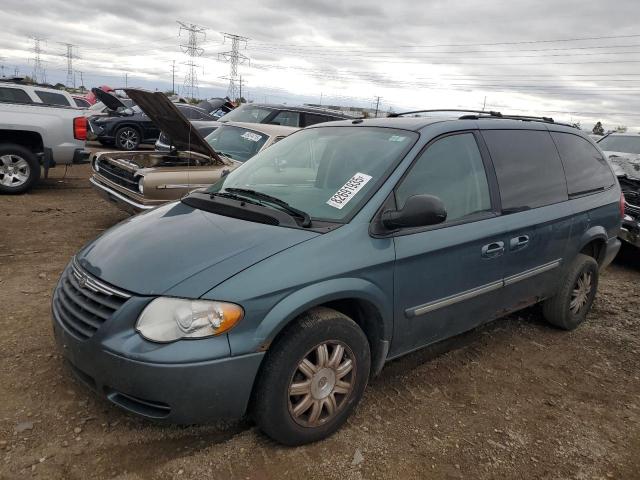  Salvage Chrysler Minivan