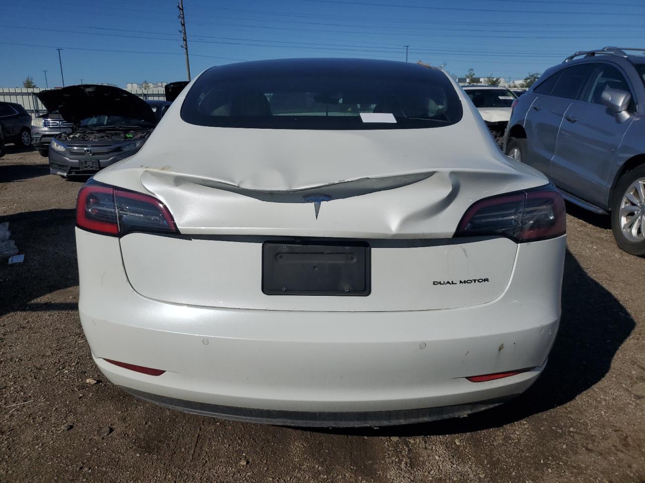 Tesla Model 3 Image 12
