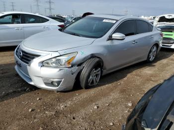  Salvage Nissan Altima