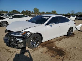  Salvage Lexus Es