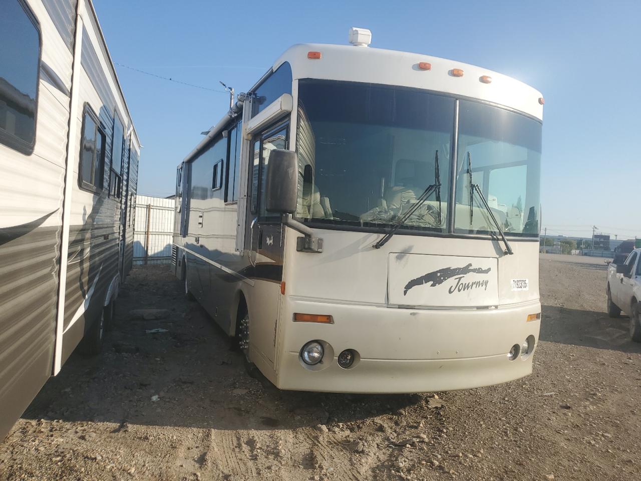 Winnebago Journey X Line Motor Home Image 1