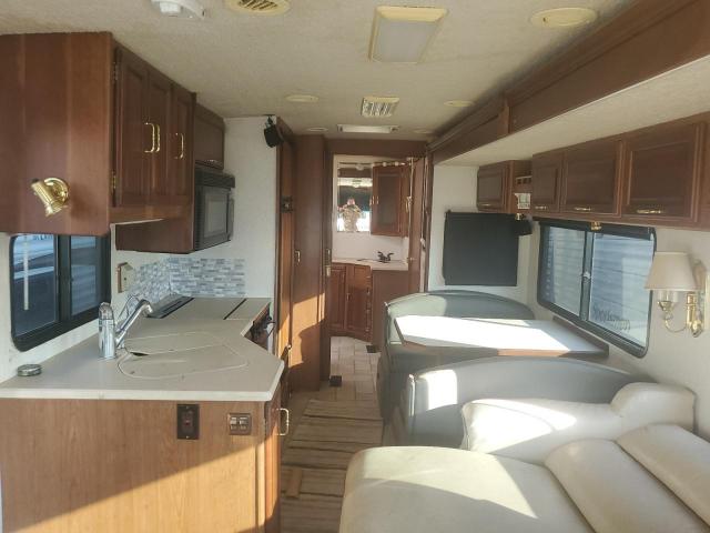 Winnebago Journey X Line Motor Home Image 8