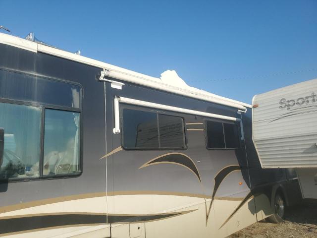 Winnebago Journey X Line Motor Home Image 10