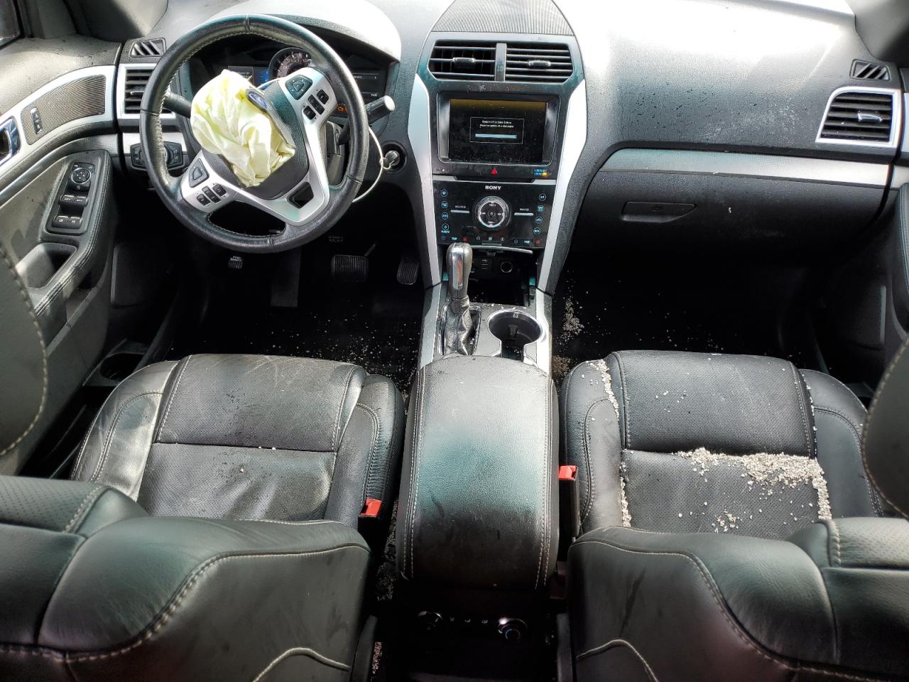 Ford Explorer Sport Image 7