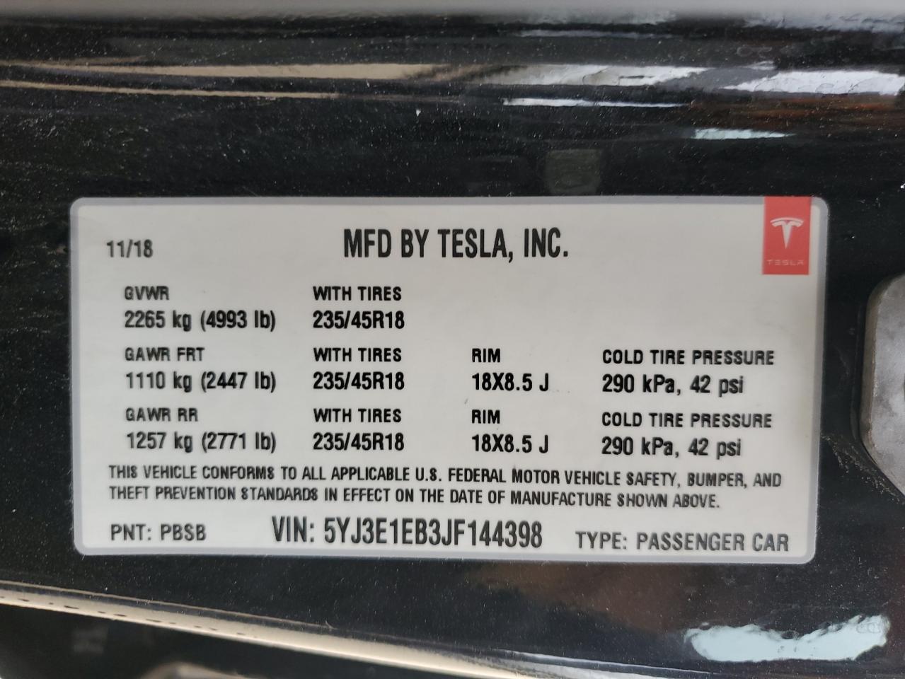 Tesla Model 3 Image 7