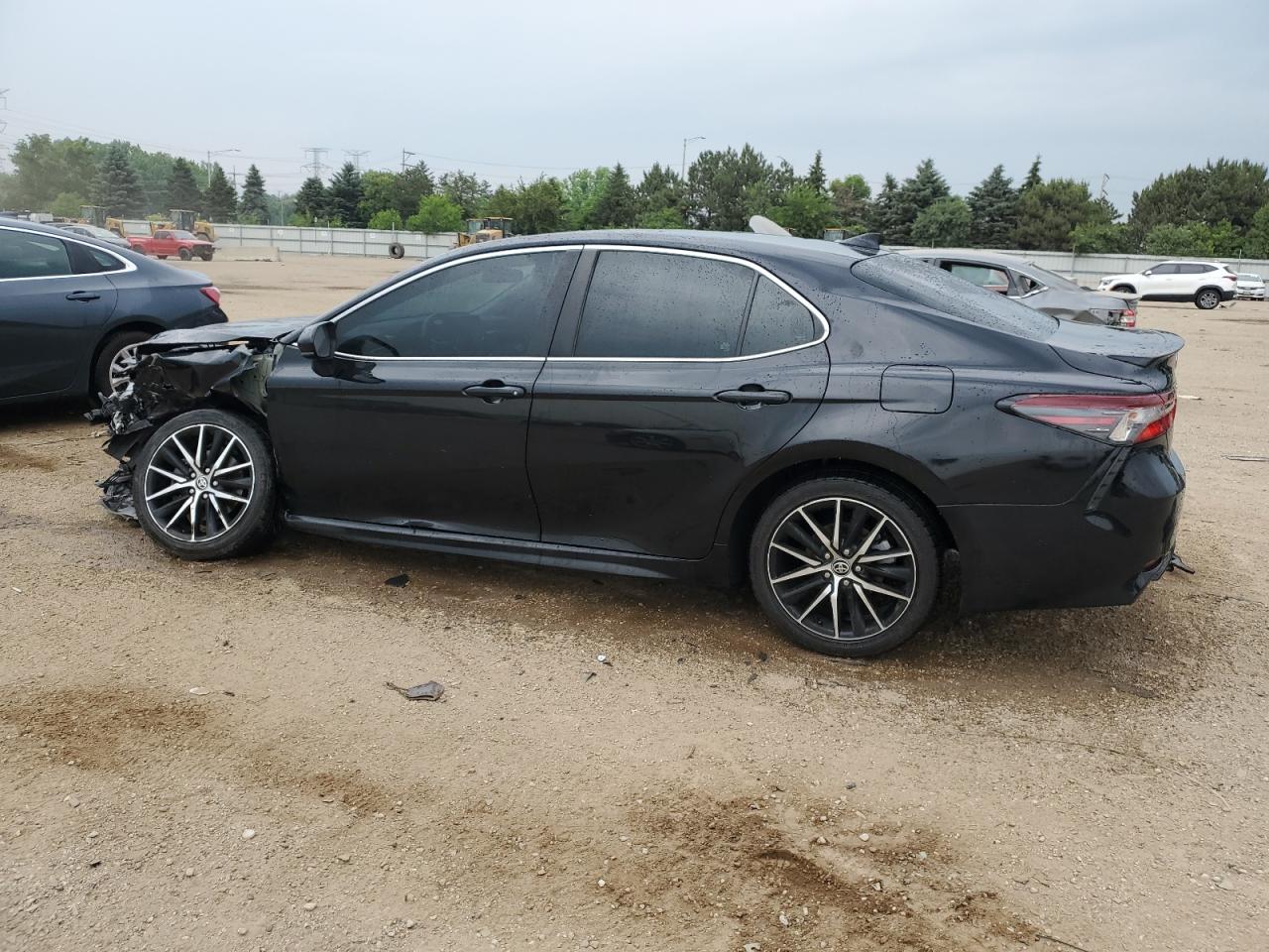Toyota Camry Se Image 5