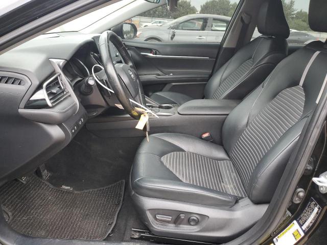 Toyota Camry Se Image 9