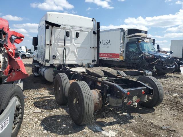 Freightliner Cascadia 1 Image 2