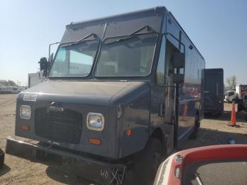  Salvage Freightliner Chassis M