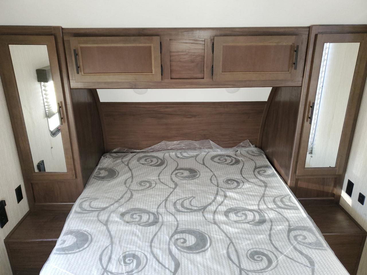 Wildwood Grey Wolf Image 6