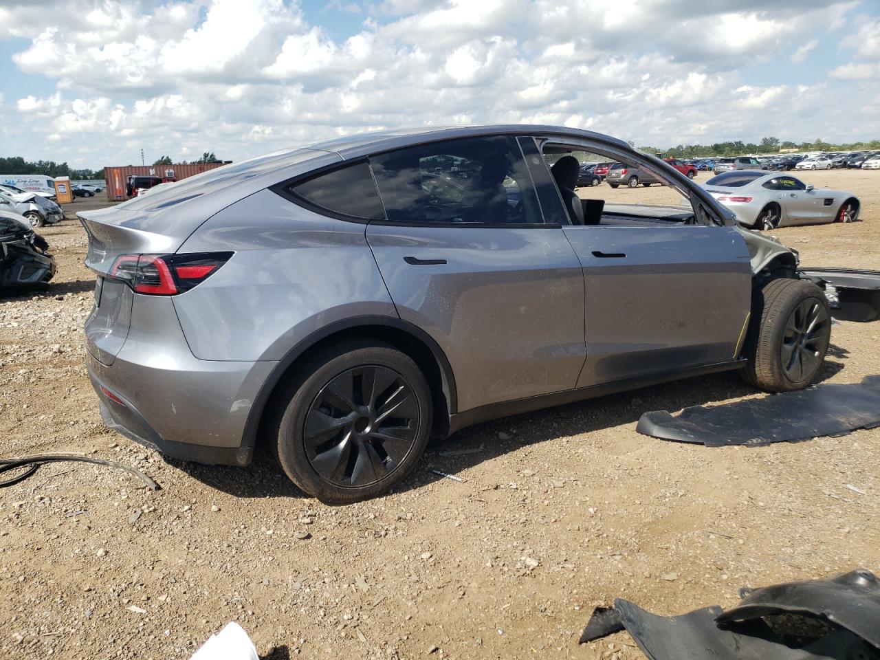 Tesla Model Y Image 6