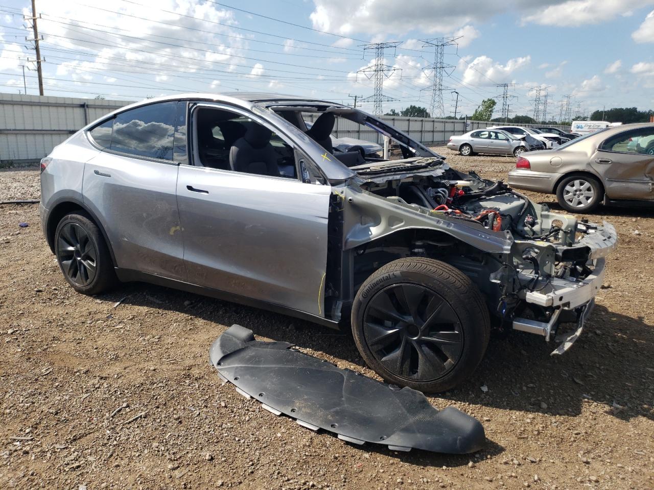 Tesla Model Y Image 12